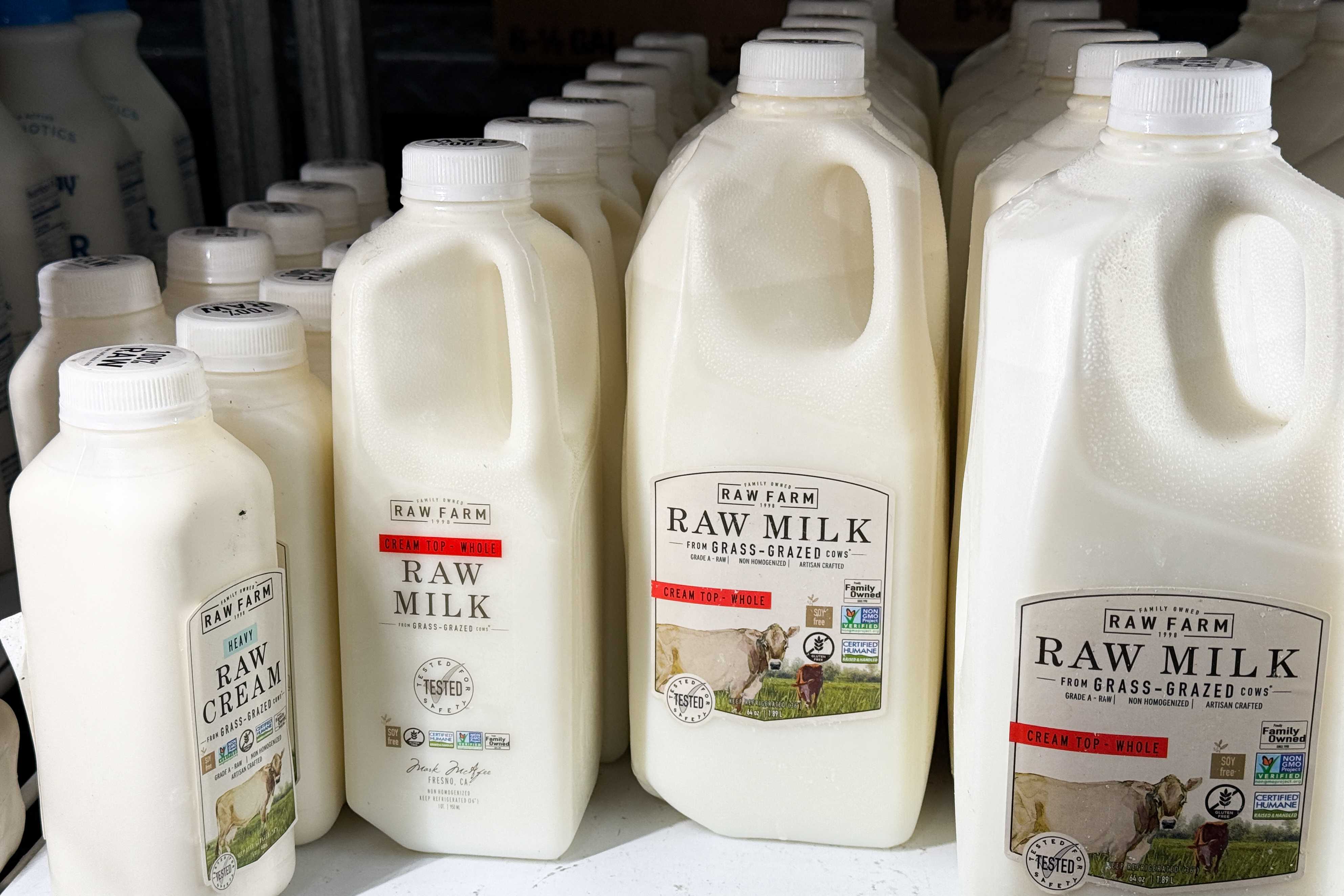 Reality TV show contestant said he drinks raw milk. Research shows that’s risky — River Hills Health news