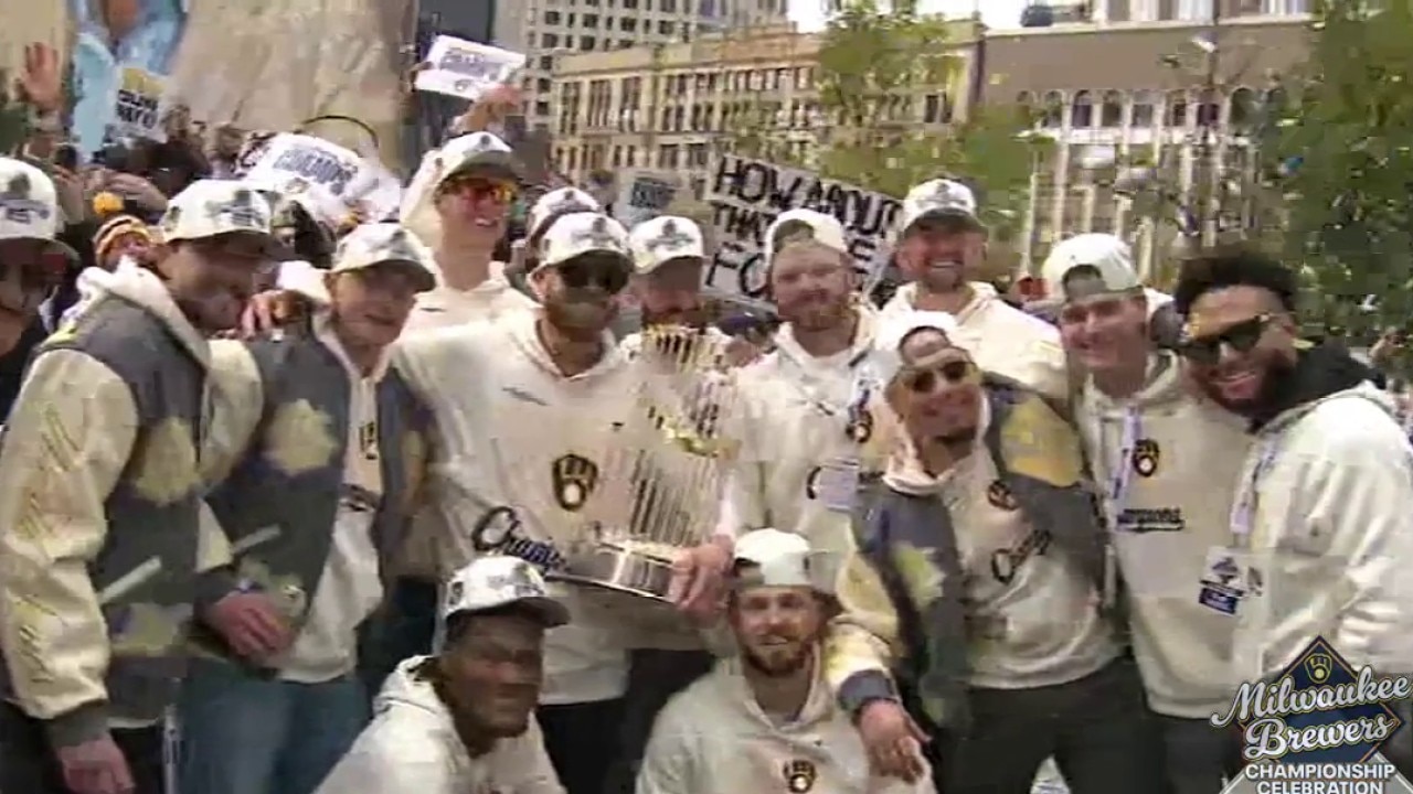 Brewers join fans on street at celebration parade — River Hills Arts news